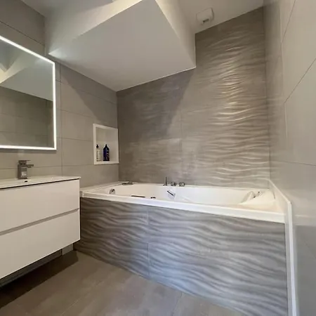 Pearl - De Luxe Avec Garage Villa